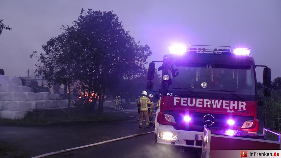 Hoher Sachschaden bei Scheunenbrand in Knetzgau