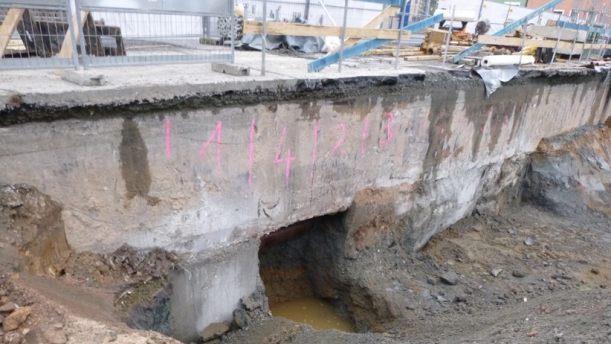 Hier stecken die Mehrkosten bei der Großbaustelle: Unterfangung des  Stauraumkanal in der  Sutte. Foto: Stadt Kulmbach