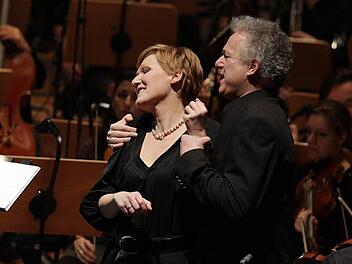 Angela Denoke als Kundry und Johannes Martin Kränzle als Klingsor bei der "Parsifal"-Aufführung im Konzerthaus Dortmund. Foto: Petra Coddington