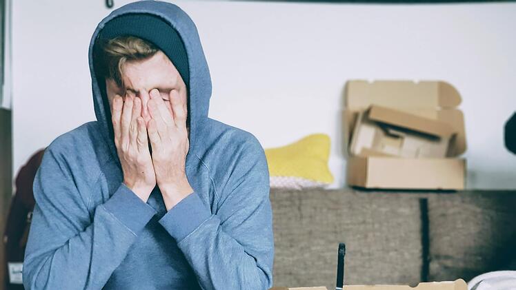 Ein immer häufiger auftretendes Phänomen ist das Burn-Out-Syndrom. Wir haben die richtige Behandlung und Tipps gegen das Ausbrennen.