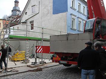 Für den Neubau des Wohn- und Geschäftshauses in der Buchbindergasse 6 wird die Straße zeitweise gesperrt. Foto: Stephan Tiroch