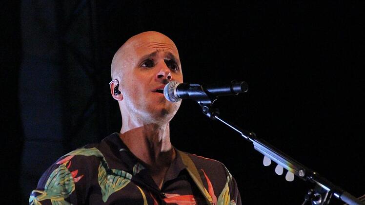 Sympathischer Kerl, eingängige Songs: Milow in Tambach. Carolin Herrmann