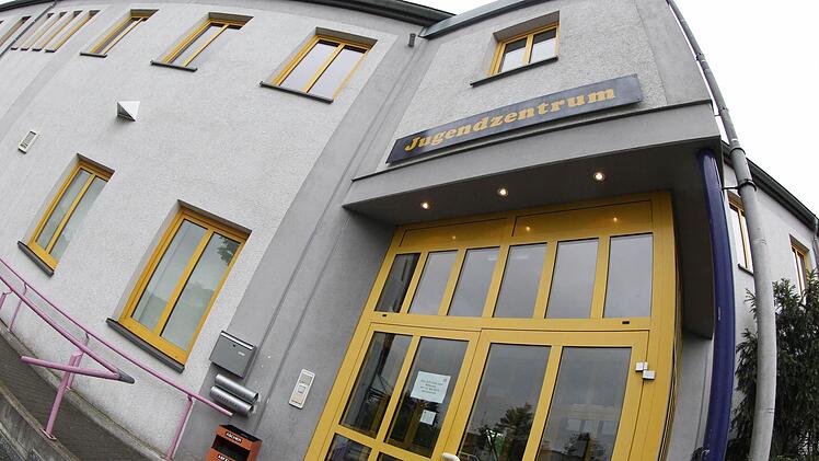 Wegen Krankheit geschlossen: das Jugendzentrum in der Köstener Straße. Foto: Tim Birkner