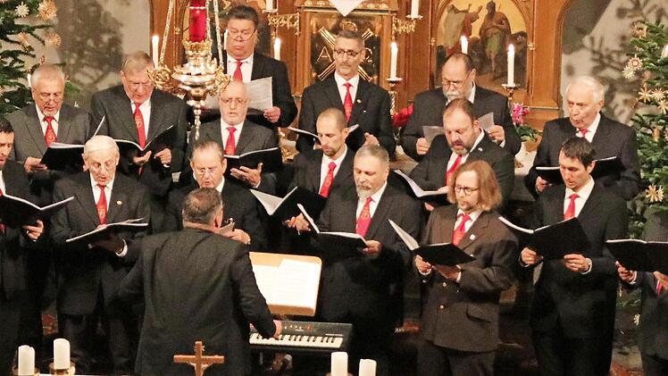 Traditionell am dritten Adventssonntag veranstaltete der Gesangverein "Cäcilia" Enchenreuth wieder sein Weihnachtskonzert in der St.-Jakobus-Kirche.
