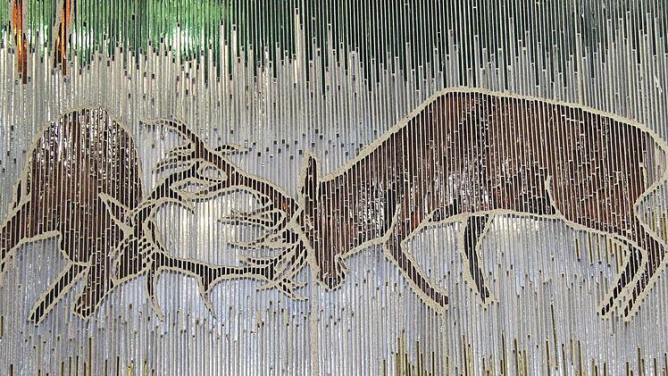 Gläserne Spuren künstlerisch kreativer Soldaten sind im Offiziersheim "Haus Dammersfeld" zu bewundern.