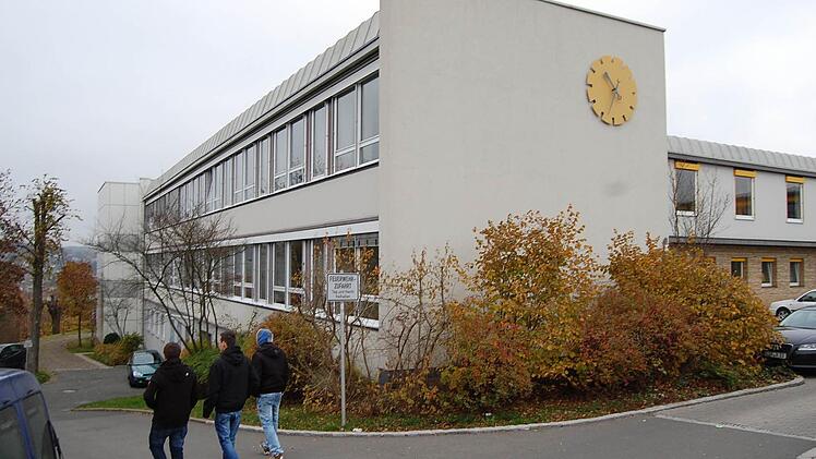 Brandschutzmaßnahmen an der Staatlichen Berufsschule Lichtenfels werden rund eine Million Euro kosten.  Foto: Andreas Welz