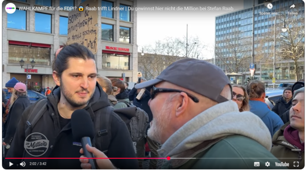 Peinlich-Vorfall für Raab - Demonstrant lässt ihn sprachlos zurück