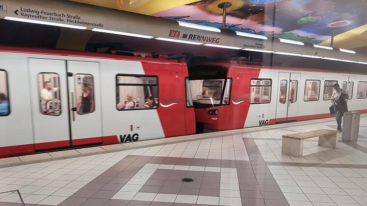 U-Bahn Nürnberg, Haltestelle Rennweg, Bahnhof, Untergrundbahn, Ubahn, VAG, VGN