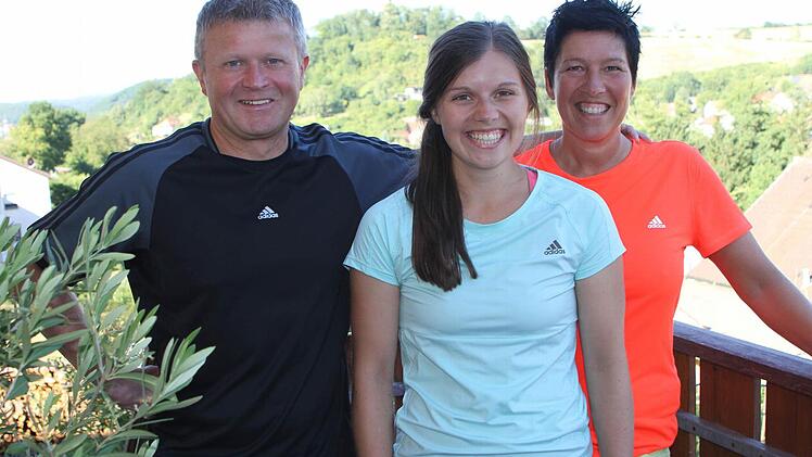 Die Familie Pfister mit Vater Detlef, Tochter Jaqueline und Mutter Andrea startet als Staffel "Pfista la Vista".