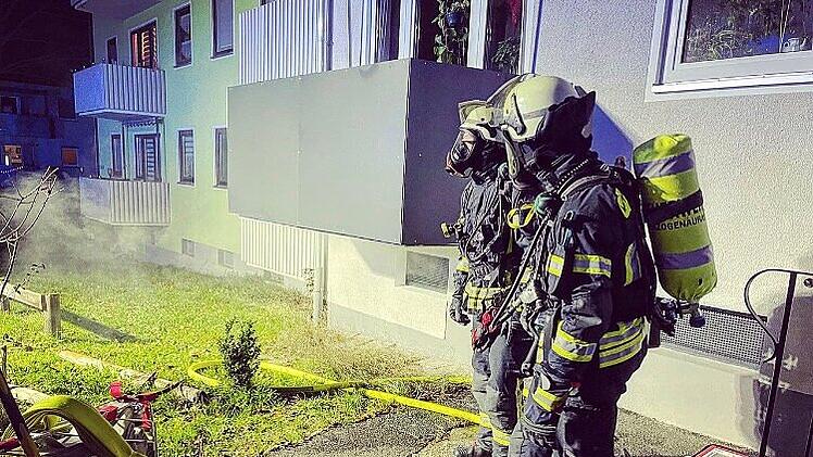 Herzogenaurach: Feuerwehreinsatz durch „Brand mit starker Rauchentwicklung“ in Mehrfamilienhaus