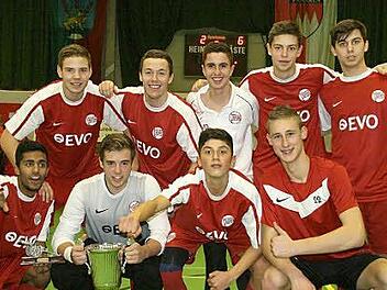 Sieger des U17-Rewe-Cups: Die Offenbacher Kickers. Fotos: Molitor