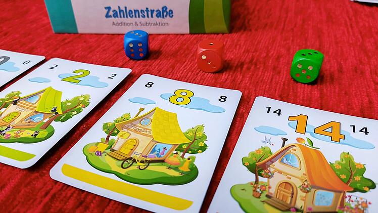 Zahlenstraße im Test - Karten-Lernspiel zur Addition und Subtraktion