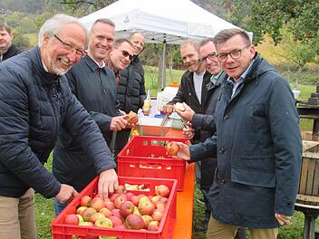 Der Anbau und die Vermarktung landwirtschaftlicher Produkte spielt in der Allianz "Fränkisches Saaletal" eine wichtige Rolle. Die Apfelsaft-Herstellung und seine Vermarktung sind erst der Anfang.