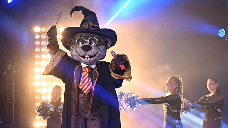 Im Halbfinale setzte Harry Otter mit "Sweet Caroline" und "Major Tom" auf echte Stadionknaller - und bekam zwar viel Lob, aber trotzdem die wenigstens Fan-Stimmen.