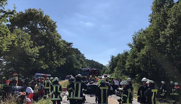 Schwerer Unfall im Kreis Bamberg - Kollision nahe Bischberg