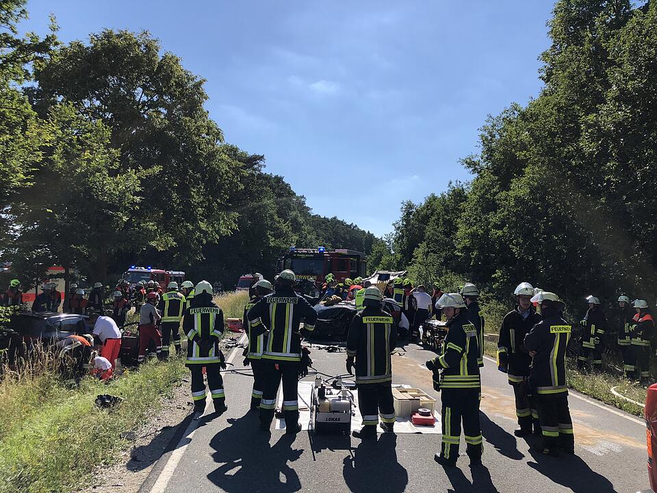 Schwerer Unfall im Kreis Bamberg - Kollision nahe Bischberg