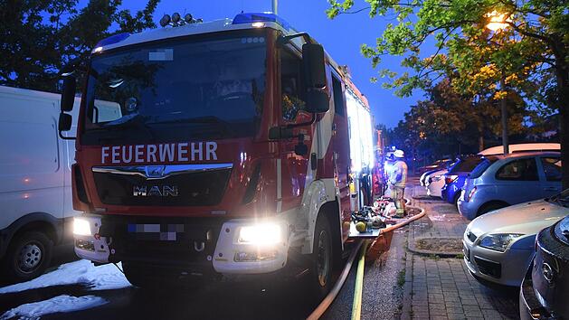 In Ha&szlig;furt ist in einem Wohnheim f&uuml;r Menschen mit geistiger Behinderung ein Feuer ausgebrochen. Symbolfoto: Paul Zinken/dpa