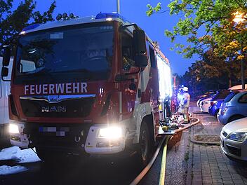 In Haßfurt ist in einem Wohnheim für Menschen mit geistiger Behinderung ein Feuer ausgebrochen. Symbolfoto: Paul Zinken/dpa