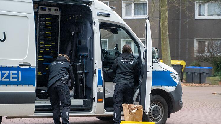 Messerangriff auf Mutter und Kinder