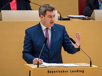 Verk&uuml;ndete am Dienstag das entsch&auml;rfte Psychatriegesetz. Foto: Lino Mirgeler/dpa