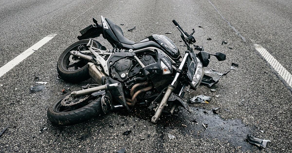 Kreis Hof: Motorradunfall auf A72 - Biker und Mitfahrerin schwer verletzt