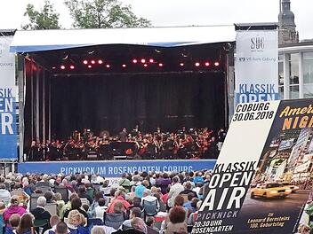 "American Night" lautet das Motto beim Klassik-Open-Air am Samstag im Rosengarten. Der Eintritt ist frei. Foto: Jochen Berger