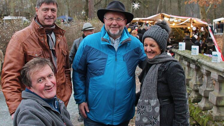 Beim Weihnachtsmarkt in Mitwitz. Foto: Herbert Fischer