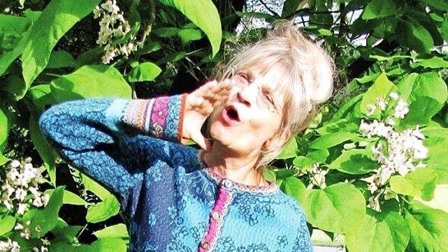 Susie Südstadt aus Nürnberg liebt es zu jodeln.  Foto: privat