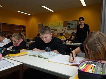 Im kommenden Schuljahr müssen die Schüler der 5. Klasse in Realschule und Gymnasien am Frobenius-Gymnasium,  Foto: Archiv/Arkadius Guzy