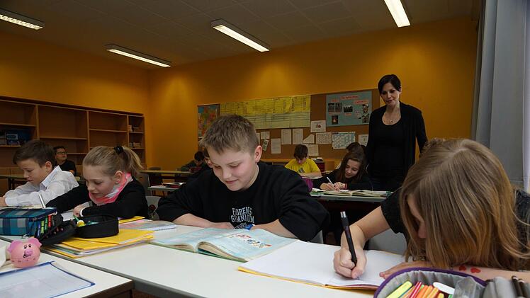 Im kommenden Schuljahr müssen die Schüler der 5. Klasse in Realschule und Gymnasien am Frobenius-Gymnasium,  Foto: Archiv/Arkadius Guzy
