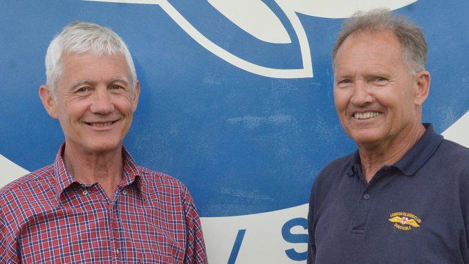 Sie sind die Gründer der Freundschaft zwischen Dunstable (England) und dem Flugsportverein Grabfeld in Saal an der Saale:  Toni Hutchings  und  Peter Volz. Foto: Hanns Friedrich