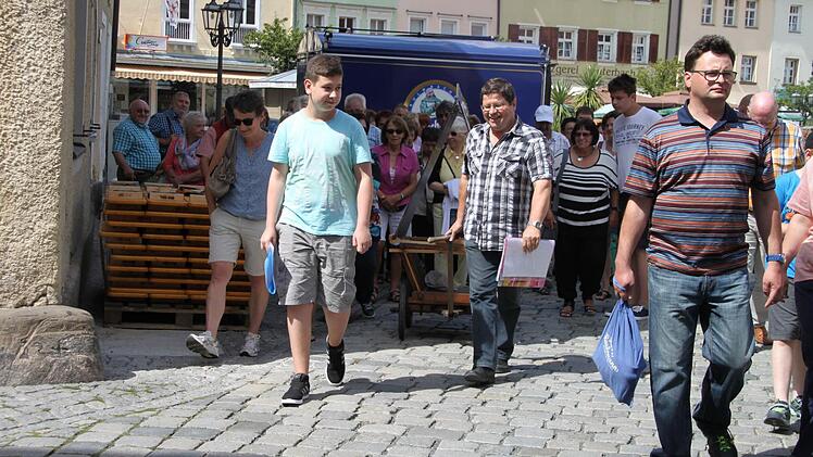 Vom Marktplatz aus führte der Spaziergang in den Oberhacken