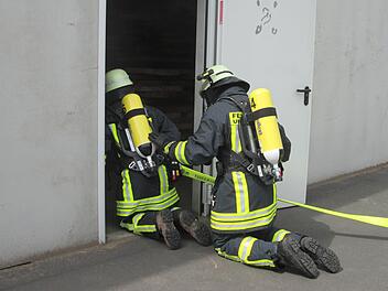 Atemschutzträger der Feuerwehr Untererthal haben im Sommer an einer Sammelübung teilgenommen. Foto: Archiv Winfried Ehling