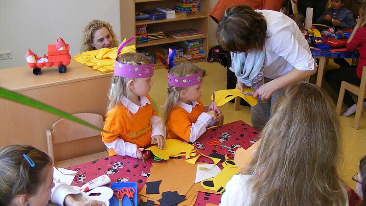 In den neuen Räumlichkeiten des Katholischen Kindergartens konnten die Kleinen am Einweihungstag kreativ sein und sich mit ihren Freunden austoben.