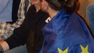 Das Publikum stimmt sich auf Europa ein. Foto: Julian Megerle