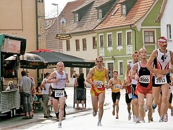 Mitten durch die Altstadt Bad Staffelsteins führt der Adam-Riese-Lauf - dieses Jahr die 30. Ausgabe.  Foto: Mario Deller