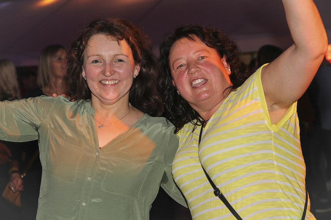 Party und Tanz in der Dreifachhalle