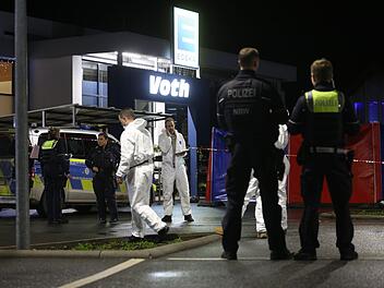Jugendlicher bei Streit in Supermarkt tödlich verletzt