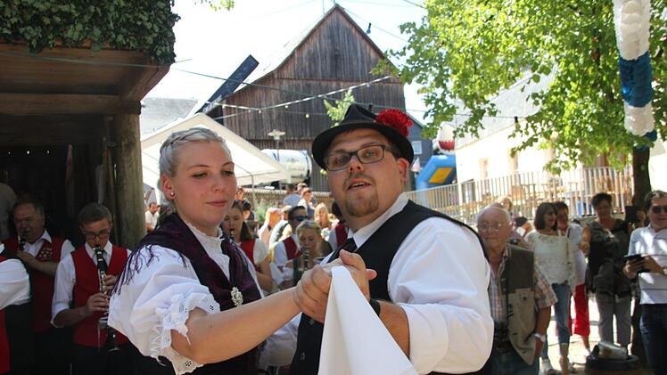 Ebersdorf hält auf seiner Kerwa die Traditionen hoch.Veronika Schadeck