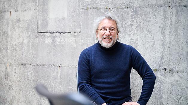 Journalist D&uuml;ndar