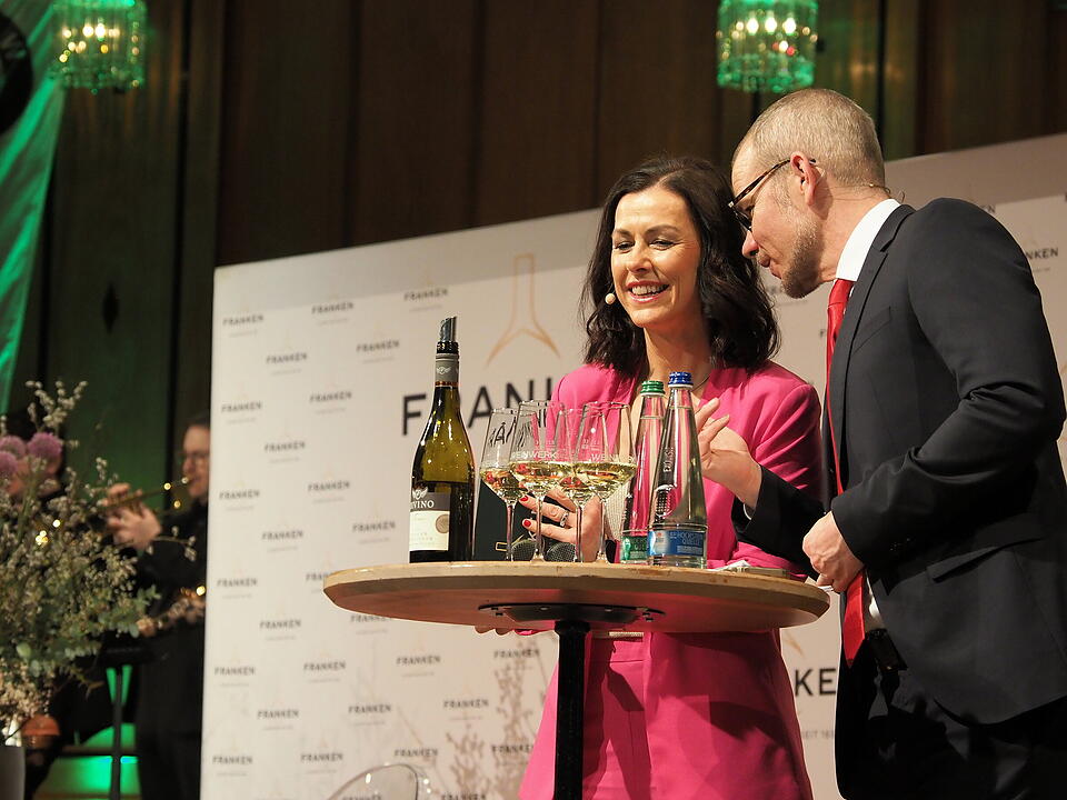 Die 68. Fr&auml;nkische Weink&ouml;nigin wurde gekr&ouml;nt.