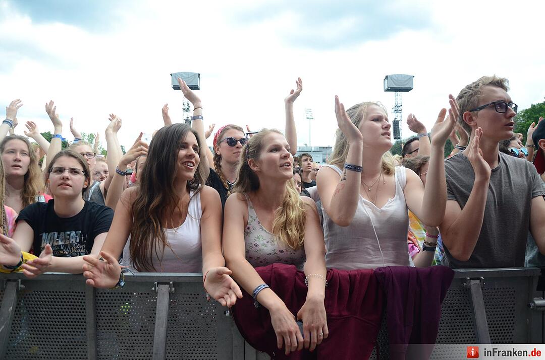 Rock im Park 2016 - Walking On Cars