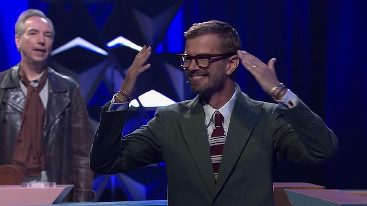 Joko Winterscheidt erlebt ein chaotisches Staffelfinale.