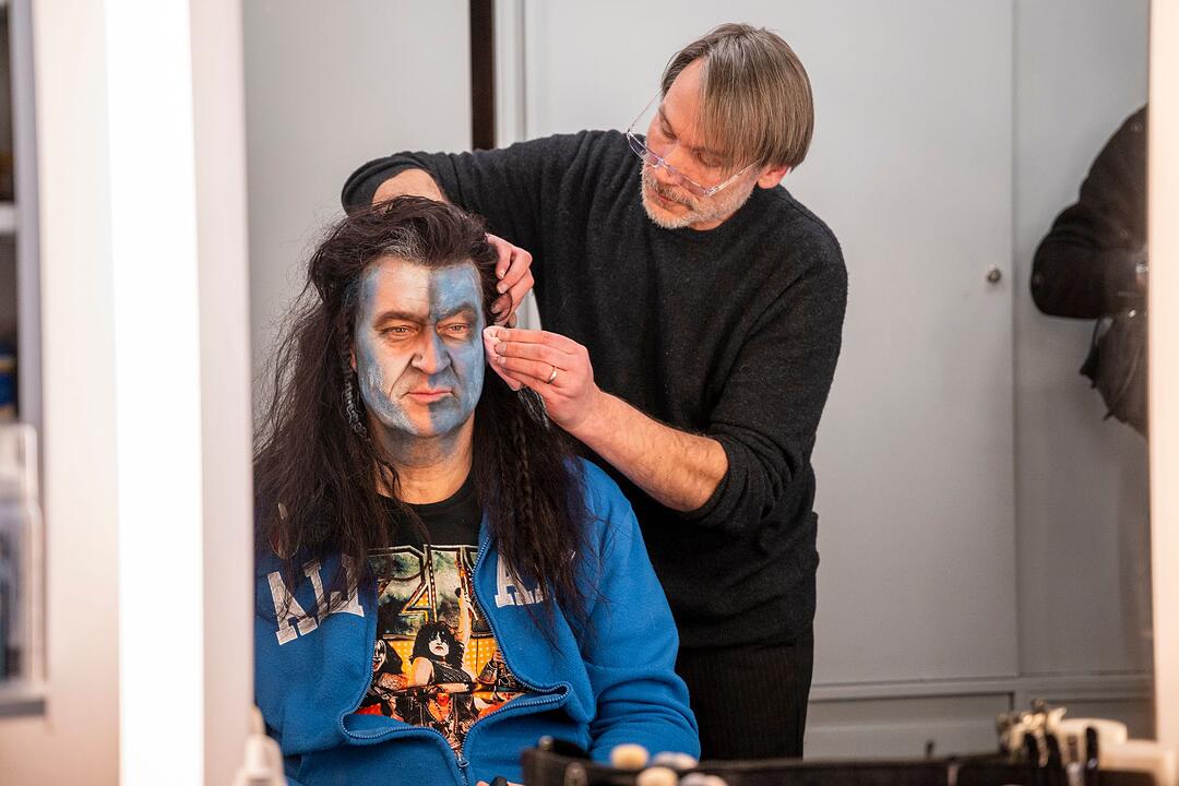 Ministerpr&auml;sident Markus S&ouml;der verkleidet sich f&uuml;r Fastnacht