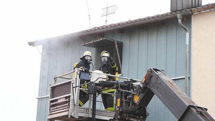 In einem Späne-Silo in Buch am Wald hat es am Dienstag stark gebrannt. Foto: News5 / Buerkel