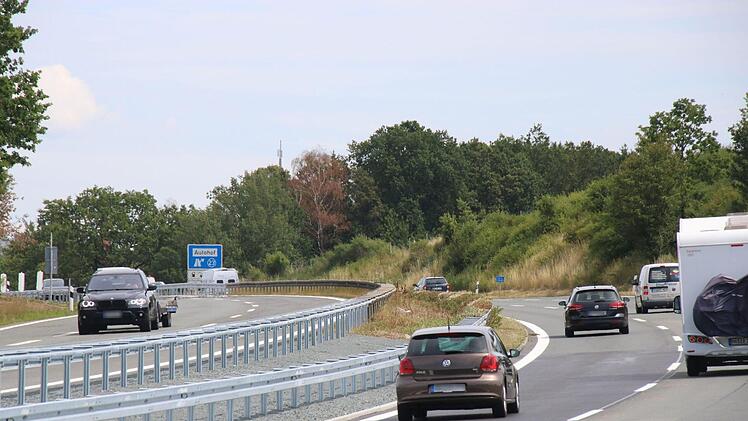 Auch die Autobahn ist bei Thurnau wieder vierspurig befahrbar. Foto: Alexander Hartmann