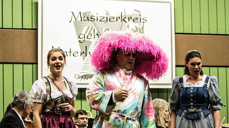 Impressionen vom Neujahrskonzert des Musizierkreises NeustadtFoto: Jochen Berger