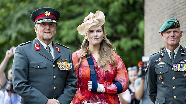 Kronprinzessin Amalia startet Milit&auml;r-Ausbildung - historische Premiere
