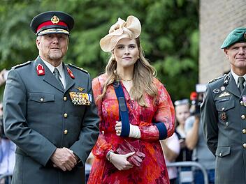 Kronprinzessin Amalia startet Militär-Ausbildung - historische Premiere