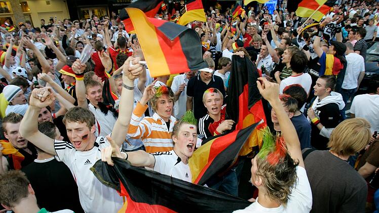Jubel auf der Reeperbahn: Bilder von der WM 2006.